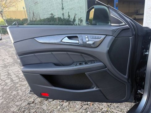 Used 2016 Mercedes-Benz CLS 400 4MATIC image 11