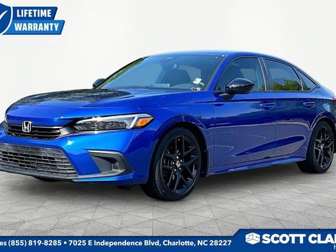 Used 2022 Honda Civic Sport image 3