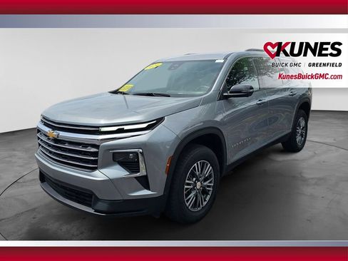 Used 2024 Chevrolet Traverse LT AWD/4WD image 10