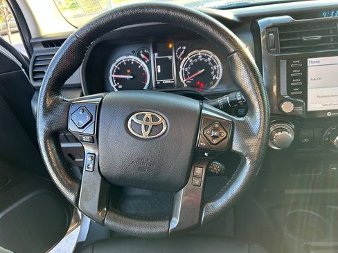 Used 2023 Toyota 4Runner TRD Off-Road Premium w/ Moonroof Package AWD/4WD image 22