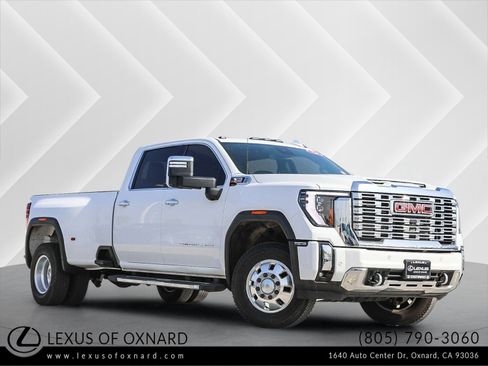 Used 2024 GMC Sierra 3500 Denali image 1