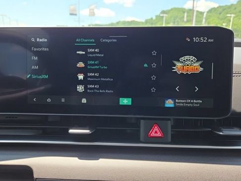 New 2026 Kia Carnival EX FWD image 38