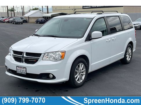 Used 2019 Dodge Grand Caravan SXT FWD image 1
