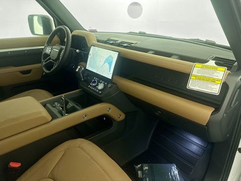 New 2026 Land Rover Defender 110 S AWD/4WD image 29