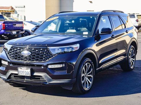 Used 2022 Ford Explorer ST-Line w/ Class IV Trailer Tow Package image 3