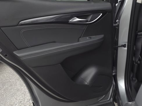 Used 2023 Buick Envision Preferred image 28