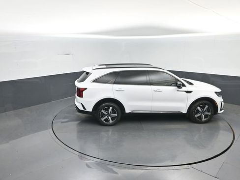 Used 2022 Kia Sorento S w/ Panoramic Sunroof Package FWD image 31