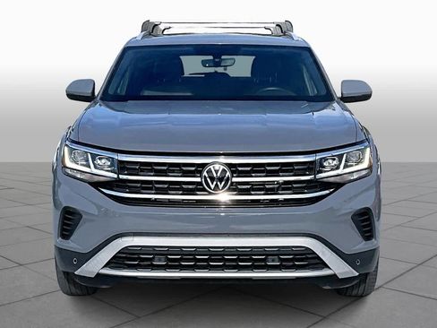 Used 2022 Volkswagen Atlas Cross Sport SE image 3