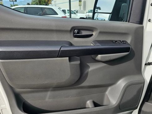 Used 2020 Nissan NV 1500 S RWD image 9