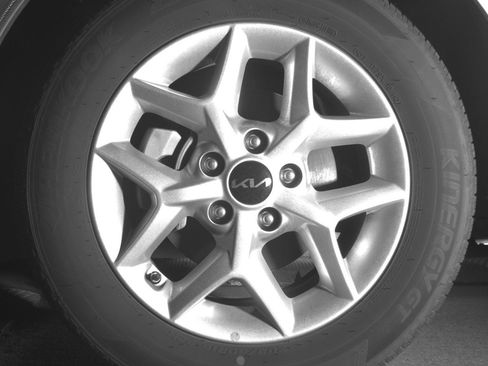 Used 2025 Kia Soul LX w/ LX Technology Package image 12