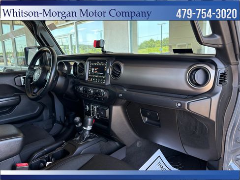 Used 2021 Jeep Gladiator Sport AWD/4WD image 34