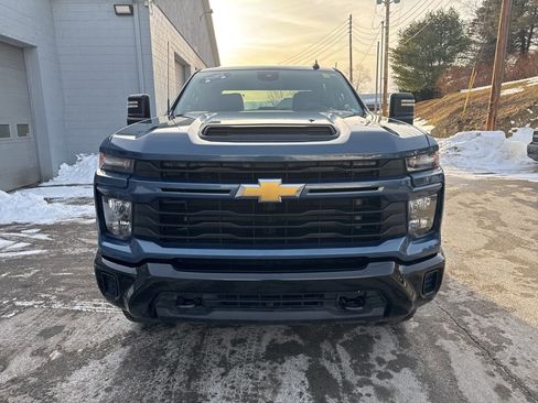 Certified 2024 Chevrolet Silverado 2500 Custom image 8