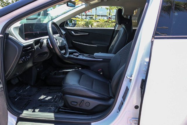 Used 2024 Kia EV6 Light RWD image 24