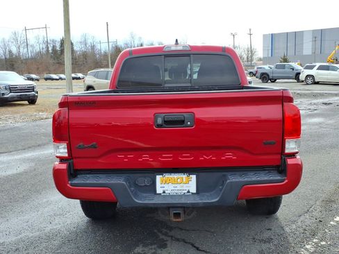 Used 2020 Toyota Tacoma SR image 6