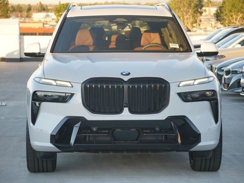 New 2026 BMW X7 xDrive40i w/ Executive Package image 2