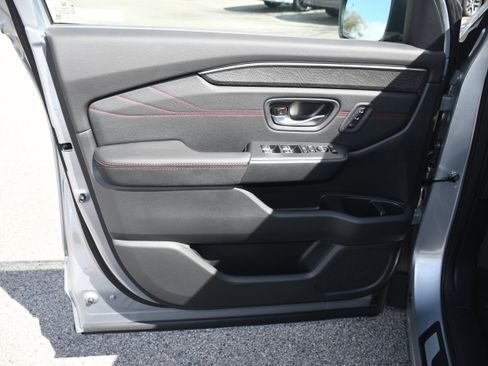 New 2026 Honda Pilot Black Edition image 5