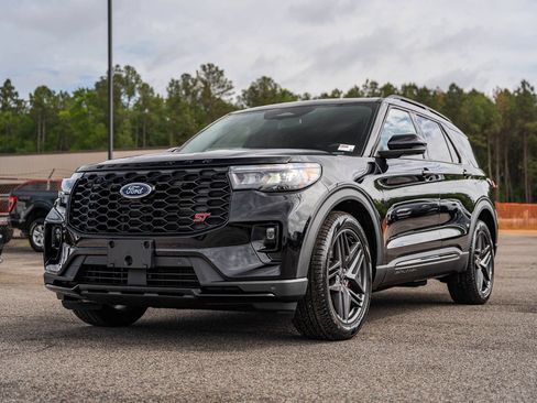 Certified 2026 Ford Explorer ST w/ Sun And Sound Package AWD/4WD image 3