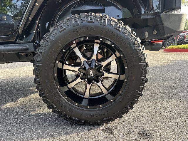 Used 2015 Jeep Wrangler Unlimited Rubicon w/ Connectivity Group AWD/4WD image 20