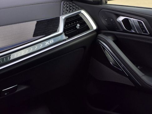 New 2026 BMW X6 xDrive40i w/ Executive Package image 36