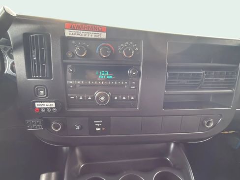 Used 2010 Chevrolet Express 3500 LT w/ LT Preferred Equipment Group image 12