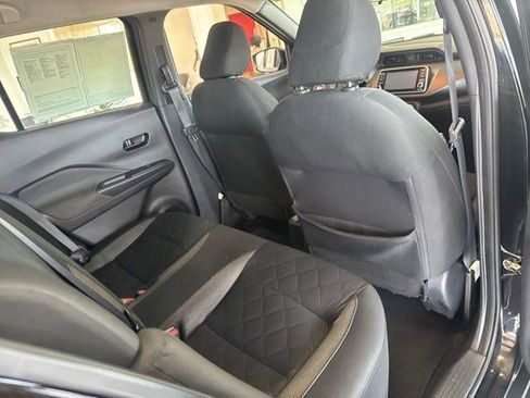 Used 2020 Nissan Kicks S image 12