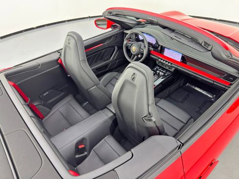 Used 2025 Porsche 911 Carrera image 46