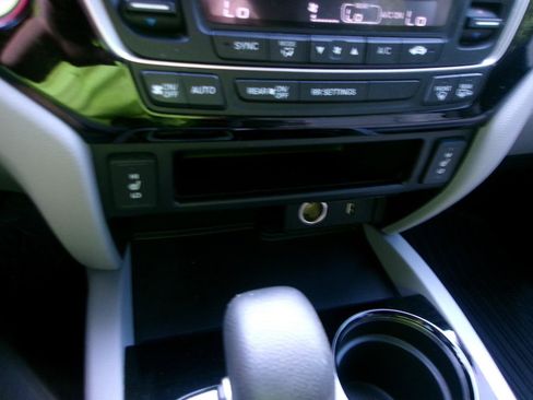 Used 2018 Honda Ridgeline RTL-E image 13