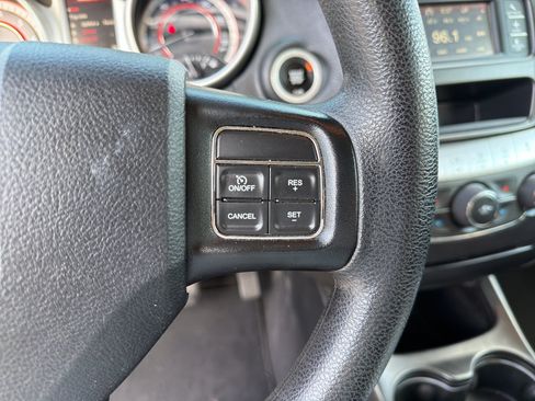 Used 2018 Dodge Journey SE w/ Blacktop Package FWD image 13