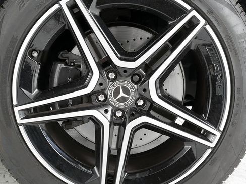 Used 2024 Mercedes-Benz GLS 450 4MATIC w/ AMG Line Exterior image 11