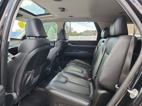 Used 2022 Hyundai Palisade SEL w/ 8P Bench Seat Package image 10