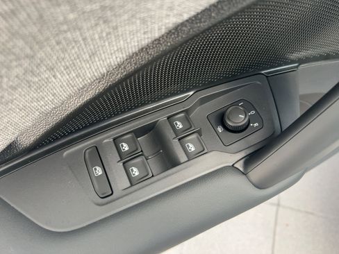 New 2026 Volkswagen Tiguan S image 13