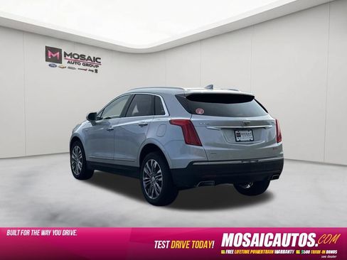 Used 2017 Cadillac XT5 Premium Luxury AWD/4WD image 5