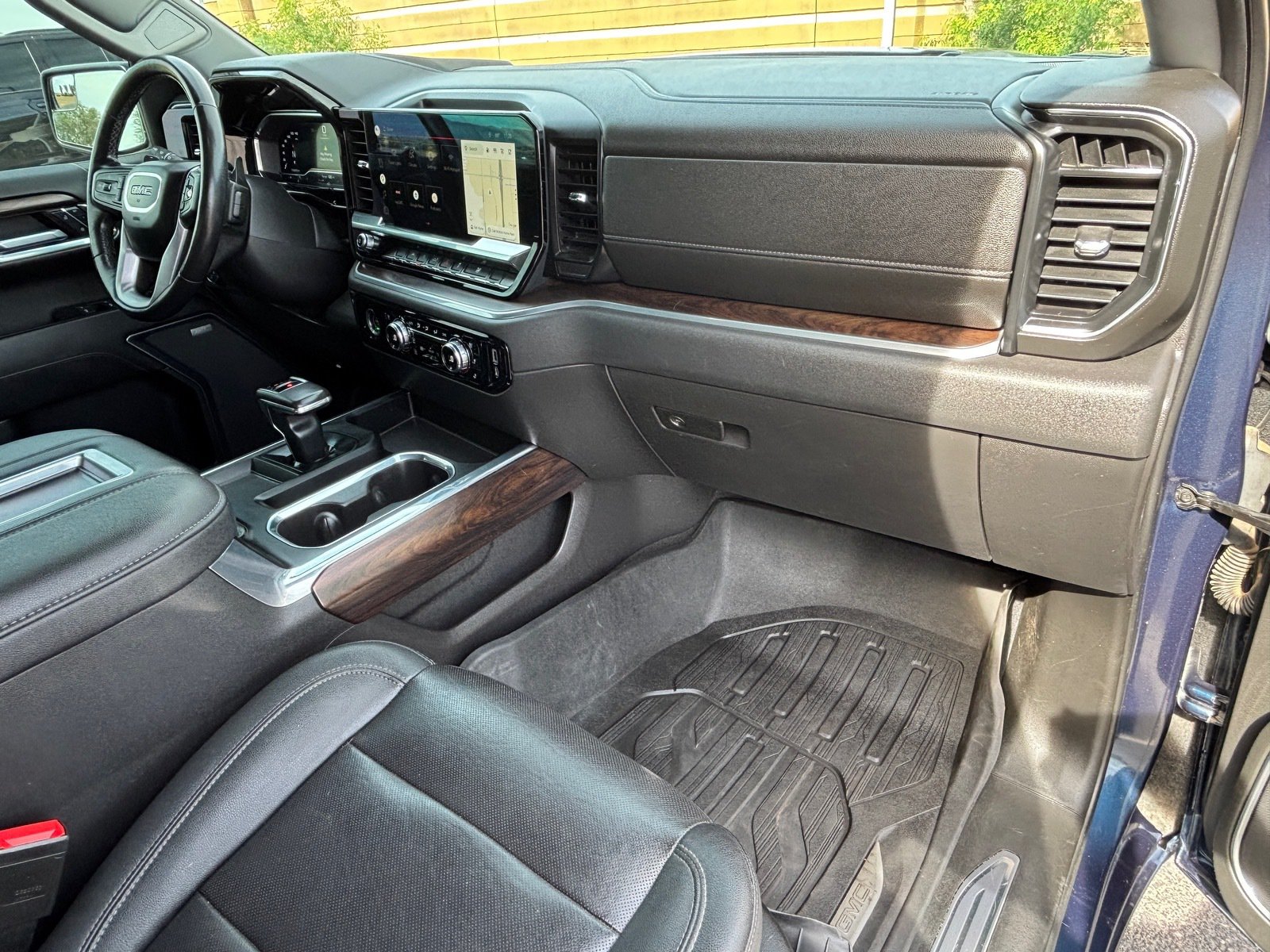 Used 2022 GMC Sierra 1500 SLT w/ SLT Convenience Package RWD image 31