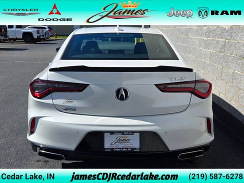 Used 2022 Acura TLX w/ A-SPEC Pkg FWD image 4
