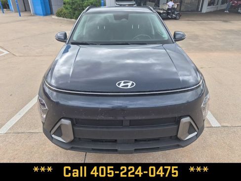 Used 2024 Hyundai Kona SEL AWD/4WD image 19
