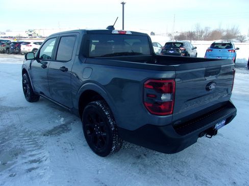 Used 2025 Ford Maverick XLT w/ Black Appearance Package image 8
