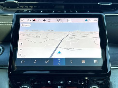 Used 2022 Jeep Grand Cherokee Overland w/ Advanced Protech Group III image 20