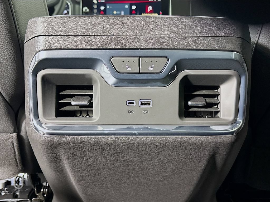 New 2026 GMC Sierra 1500 Denali w/ Denali Reserve Package AWD/4WD image 27