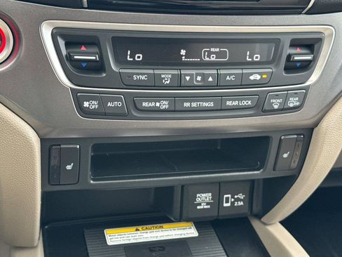 Used 2022 Honda Pilot Special Edition image 21