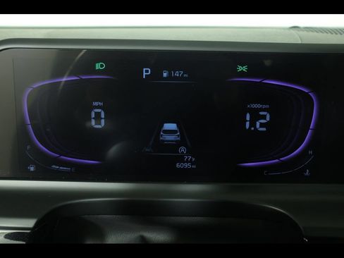 Used 2025 Kia Seltos S FWD image 23