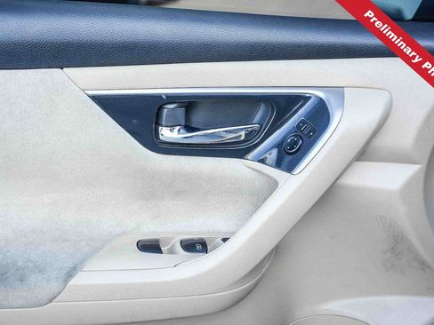 Used 2013 Nissan Altima 2.5 SV w/ 2.5SV Convenience Pkg FWD image 16