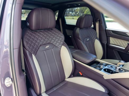 Certified 2023 Bentley Bentayga AWD/4WD image 67