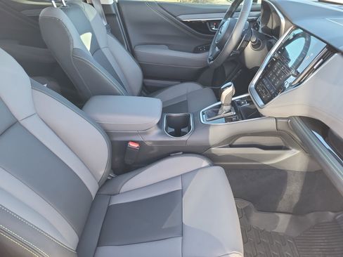 Used 2025 Subaru Outback Onyx Edition XT w/ Popular Package #2 image 11