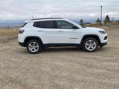 Used 2023 Jeep Compass Latitude w/ Convenience Group image 20