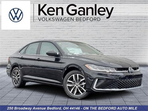 New 2026 Volkswagen Jetta SE image 1