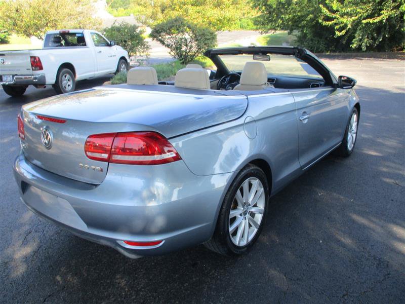 Used 2013 Volkswagen Eos Komfort FWD image 7