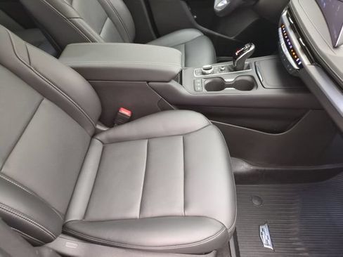 Used 2024 Cadillac XT4 Premium Luxury AWD/4WD image 26