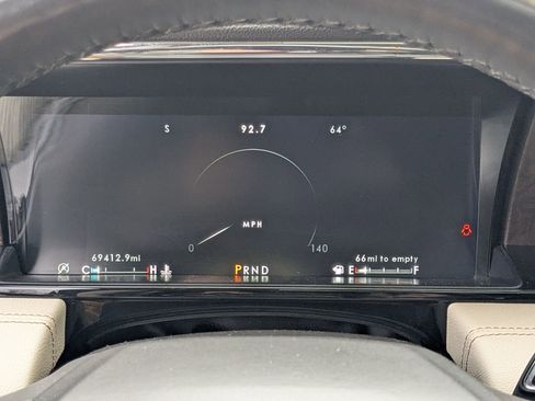 Used 2021 Lincoln Navigator Reserve w/ Luxury Package image 13