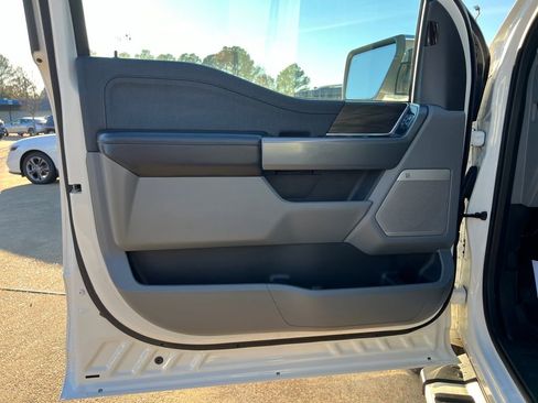 Used 2024 Ford F150 Lariat w/ FX4 Off-Road Package image 10