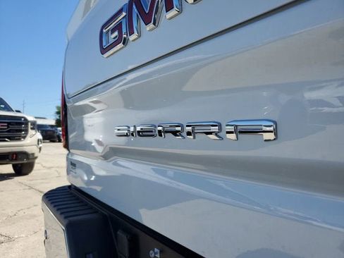 New 2026 GMC Sierra 1500 SLT w/ SLT Premium Plus Package AWD/4WD image 8
